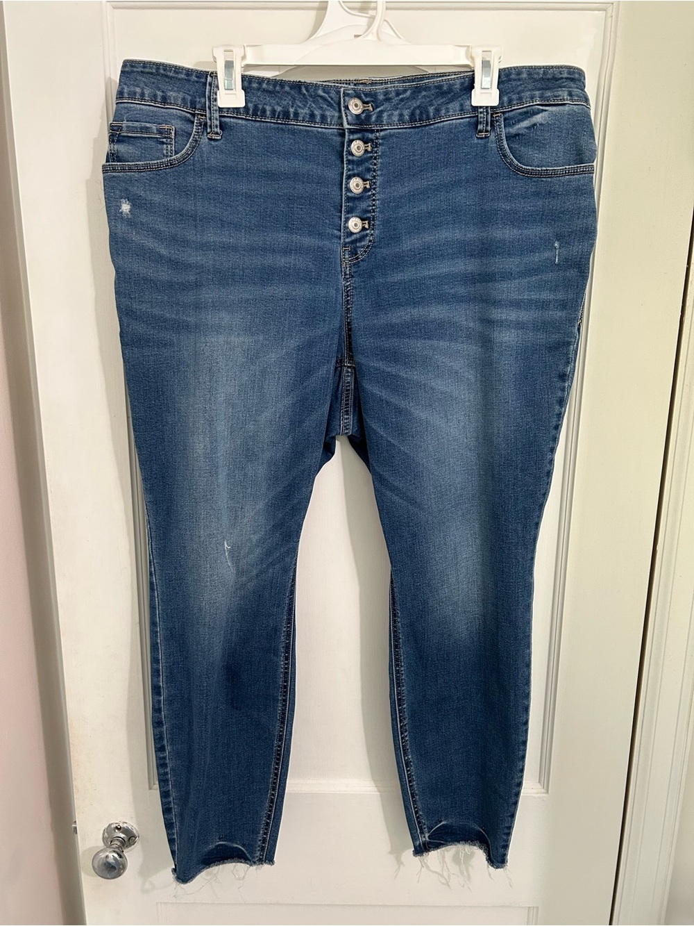 Old Navy Rockstar Super Skinny High Rise Jeans